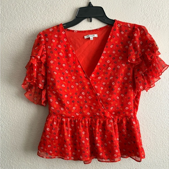 Madewell Tiered-Sleeve Peplum Top in Metallic
Prairie Posies Red 8 - Picture 3 of 12